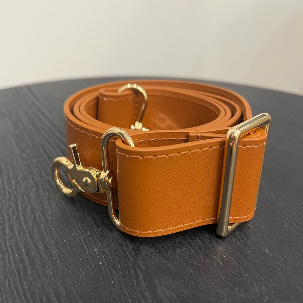 Tan and Gold Toned Guitar Purse Strap - Picture 2 of 7